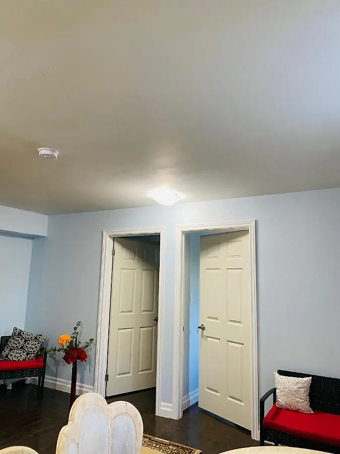 Luxury Room IV East York Space Share Toronto Canada 0*,  Canada